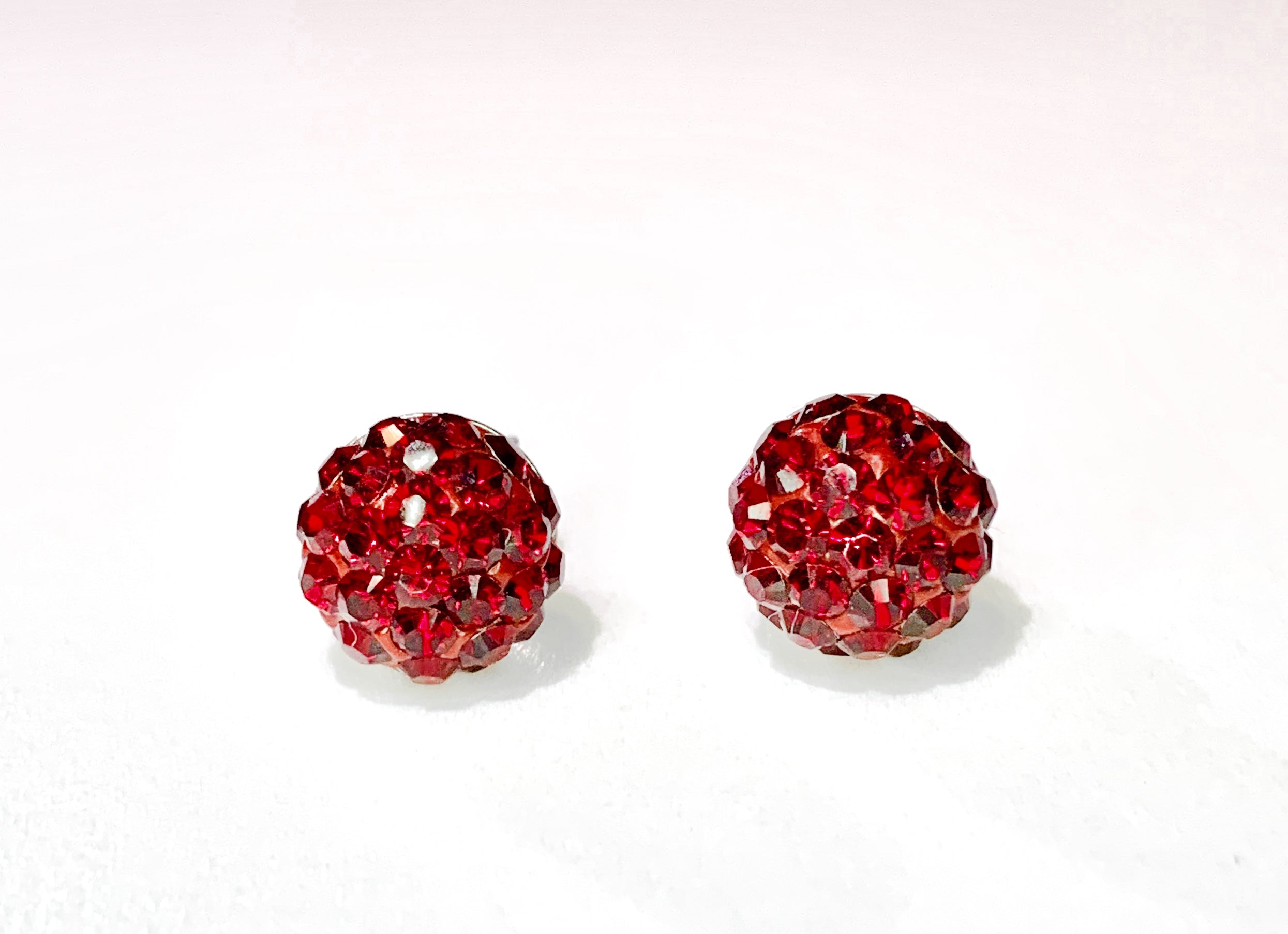 CB4005 l HD Crystal Ball Stud Earrings - Siam Red (January